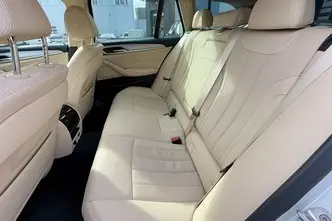 BMW 530, 2.0, 135 kW, pistikhübriid, automaat, nelikvedu