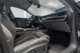 Audi A6, 3.0, 210 kW, гибрид, автомат, полный привод