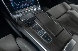 Audi A6, 3.0, 210 kW, гибрид, автомат, полный привод