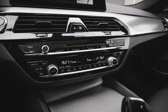 BMW 530, 2.0, 185 kW, bensiin, automaat, tagavedu