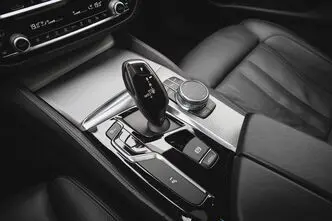 BMW 530, 2.0, 185 kW, bensiin, automaat, tagavedu