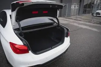 BMW 530, 2.0, 185 kW, bensiin, automaat, tagavedu