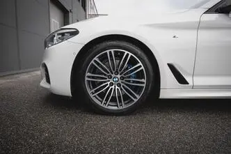 BMW 530, 2.0, 185 kW, bensiin, automaat, tagavedu