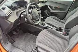 Peugeot 2008, 1.2, 74 kW, бензин, механическая, передний привод