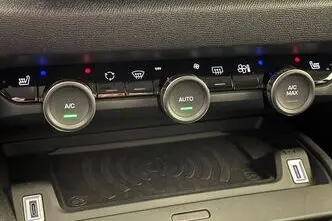 Citroën C4, 1.2, 96 kW, bensiin, automaat, esivedu
