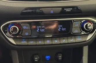 Hyundai i30, 1.0, 88.3 kW, бензин, автомат, передний привод