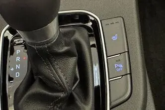 Hyundai i30, 1.0, 88.3 kW, бензин, автомат, передний привод