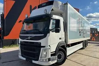 Volvo FM 330 6x2*4, 243 kW, diisel, automaat