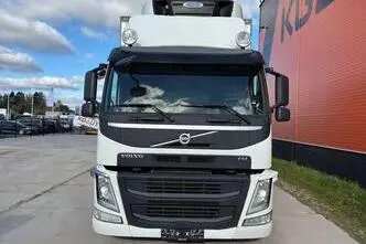 Volvo FM 330 6x2*4, 243 kW, diisel, automaat