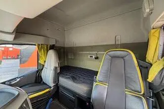 Volvo FH 16 650 6x4, 480 kW, diisel, automaat