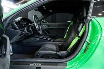 Porsche 911, 4.0, 375 kW, petrol, automatic, rear-wheel drive