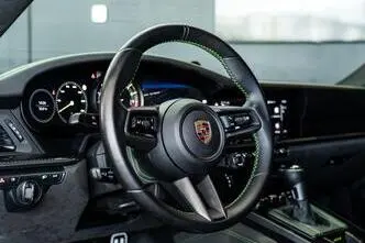 Porsche 911, 4.0, 375 kW, petrol, automatic, rear-wheel drive