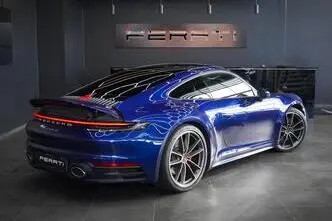 Porsche 911, 3.0, 331 kW, бензин, автомат, задний привод