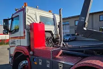 Volvo FM460 8X2*6, 345 kW, diesel, automatic