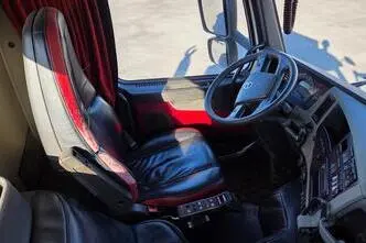 Volvo FM460 8X2*6, 345 kW, diesel, automatic