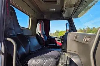 Volvo FM460 8X2*6, 345 kW, diesel, automatic