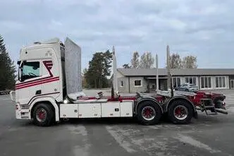 Scania R730, 537 kW, diesel, automatic
