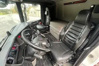 Scania R730, 537 kW, diesel, automatic