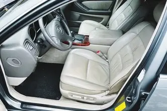 Lexus GS 300, 3.0, 161 kW, petrol, automatic, rear-wheel drive