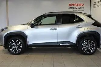 Toyota Yaris Cross, 1.5, 68 kW, hybrid, automatic, front-wheel drive