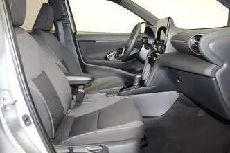 Toyota Yaris Cross, 1.5, 68 kW, hybrid, automatic, front-wheel drive