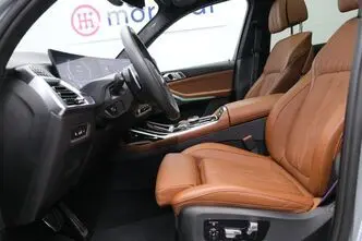 BMW X7, 3.0, 250 kW, hybrid, automatic, four-wheel drive