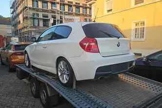 BMW 116, 2.0, 90 kW, bensiin, manuaal, tagavedu