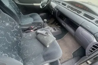 Renault Espace, 2.2, дизель, механическая, передний привод