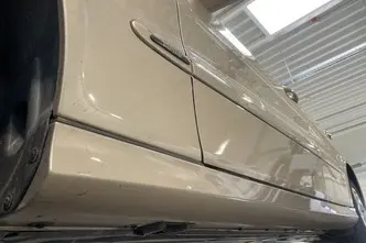 Mercedes-Benz 350, 3.5, 200 kW, petrol, automatic, four-wheel drive