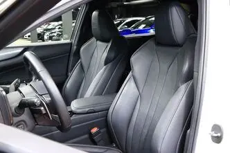 Lexus NX 350h, 2.5, 140 kW, hübriid, automaat, nelikvedu