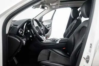 Mercedes-Benz GLC 350, 2.0, 235 kW, automatic, four-wheel drive