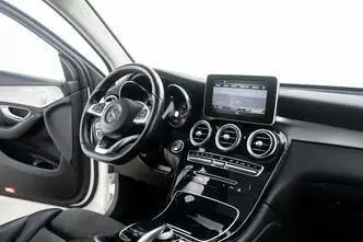 Mercedes-Benz GLC 350, 2.0, 235 kW, automatic, four-wheel drive