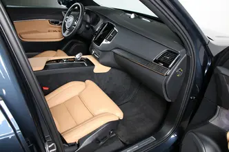 Volvo XC90, 2.0, 335 kW, plug-in hybrid, automatic, four-wheel drive