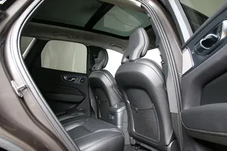 Volvo XC60, 2.0, 293 kW, plug-in hybrid, automatic, four-wheel drive