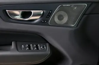 Volvo XC60, 2.0, 293 kW, plug-in hybrid, automatic, four-wheel drive