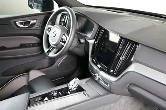 Volvo XC60, 2.0, 335 kW, plug-in hybrid, automatic, four-wheel drive