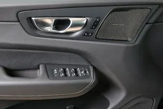 Volvo XC60, 2.0, 335 kW, plug-in hybrid, automatic, four-wheel drive