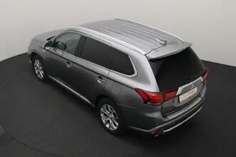Mitsubishi Outlander, 2.0, 89 kW, plug-in hybrid, automatic, four-wheel drive