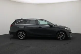 Kia cee'd / Ceed, 1.5, 118 kW, гибрид, автомат, передний привод