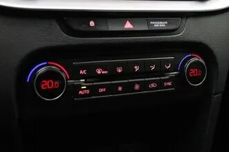 Kia cee'd / Ceed, 1.5, 118 kW, гибрид, автомат, передний привод