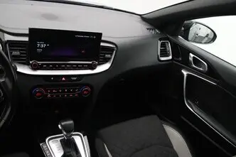 Kia cee'd / Ceed, 1.5, 118 kW, гибрид, автомат, передний привод