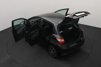 Toyota Yaris, 1.0, 53 kW, bensiin, manuaal, esivedu
