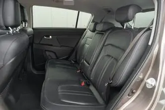 Kia Sportage, 2.0, 121 kW, petrol, automatic, front-wheel drive