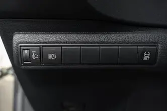 Toyota Corolla, 1.6, 97 kW, бензин, механическая