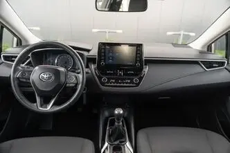 Toyota Corolla, 1.6, 97 kW, бензин, механическая