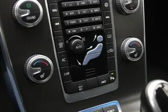 Volvo V60, 2.4, 162 kW, pistikhübriid, automaat, nelikvedu
