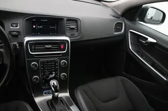 Volvo V60, 2.4, 162 kW, pistikhübriid, automaat, nelikvedu