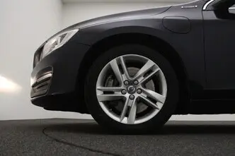 Volvo V60, 2.4, 162 kW, pistikhübriid, automaat, nelikvedu