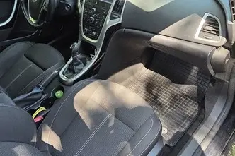 Opel Astra, 2.0, 121 kW, diisel, manuaal, esivedu