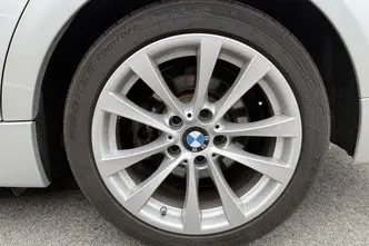 BMW 325, 2.5, 160 kW, petrol, automatic, four-wheel drive